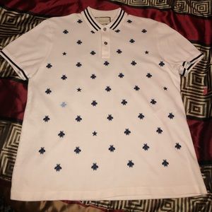 Cotton polo with bees and stars
